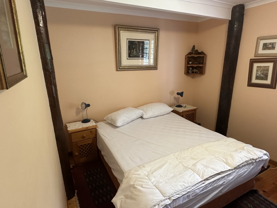 6 Bedroom Property for Sale in Outeniqua Strand Western Cape